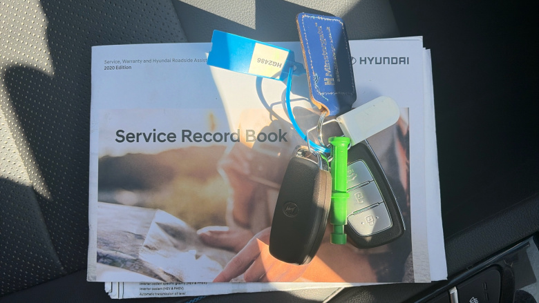 Hyundai IONIQ 1.6 GDi Hybrid Premium SE 5dr DCT Hybrid Hatchback